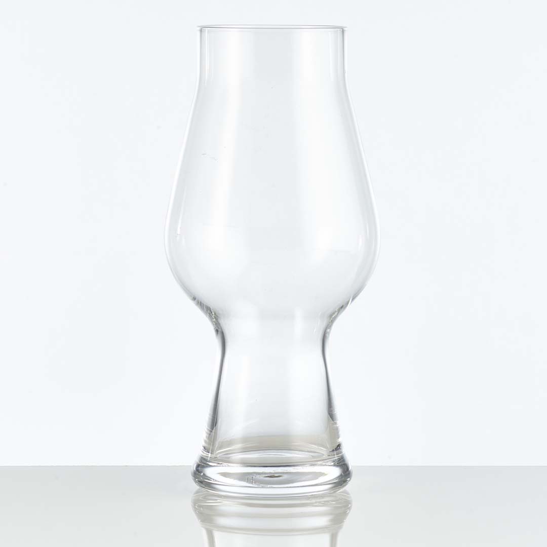 footed 18 oz balloon glass